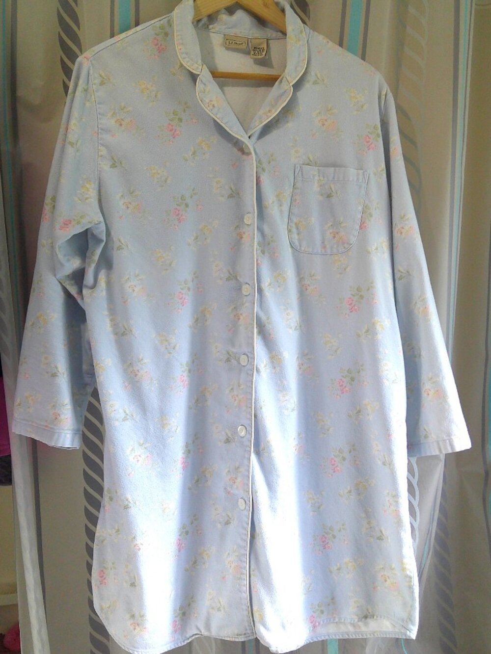 "L.L.BEAN" Soft Cozy Flannel Baby Blue Floral Sleep Shirt Woman L Petite